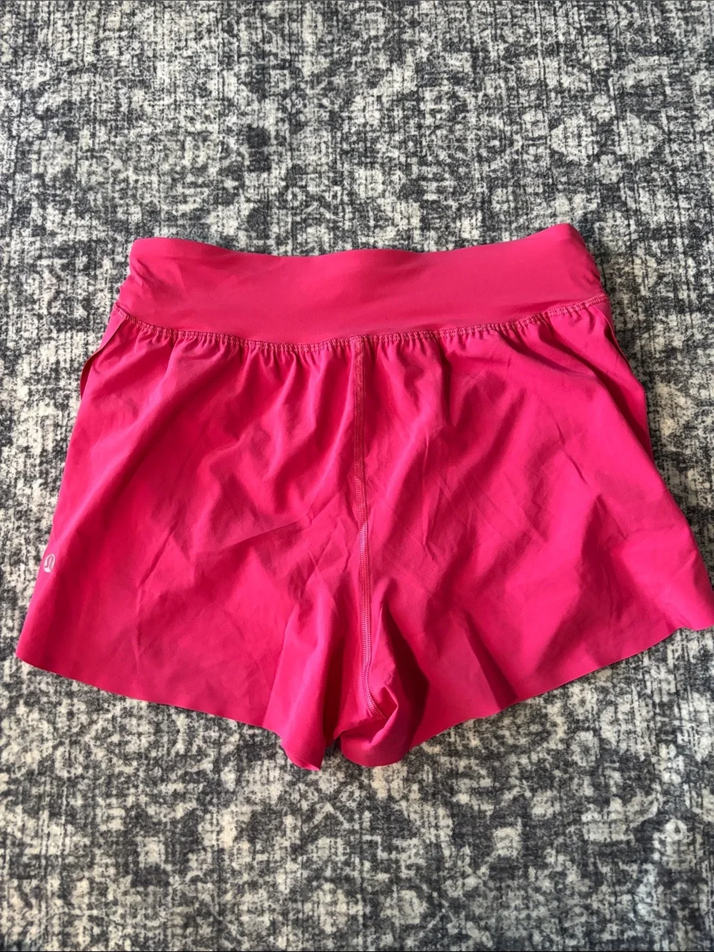 Lululemon Women’s Fast & Free Classic Fit Split short 3” - S raspberry coulis
